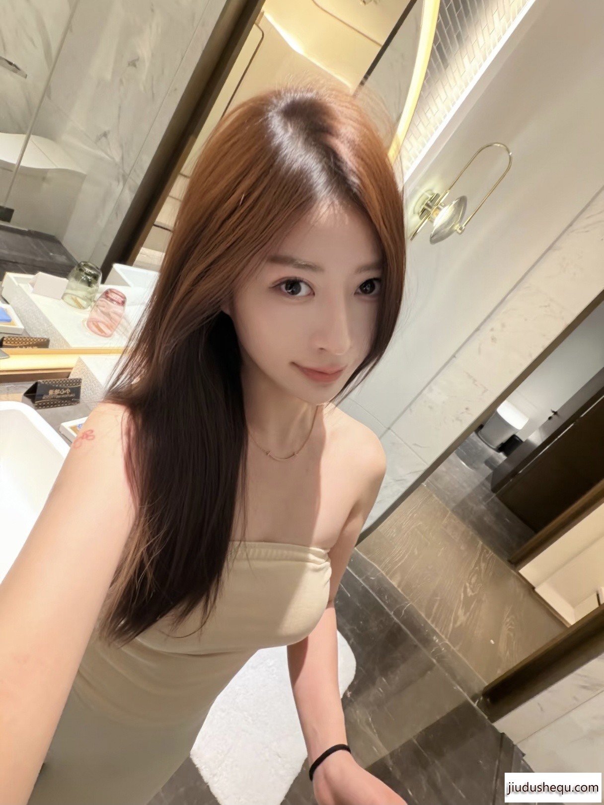 89F375463CD94167C7F8066FD0643D8F.jpg