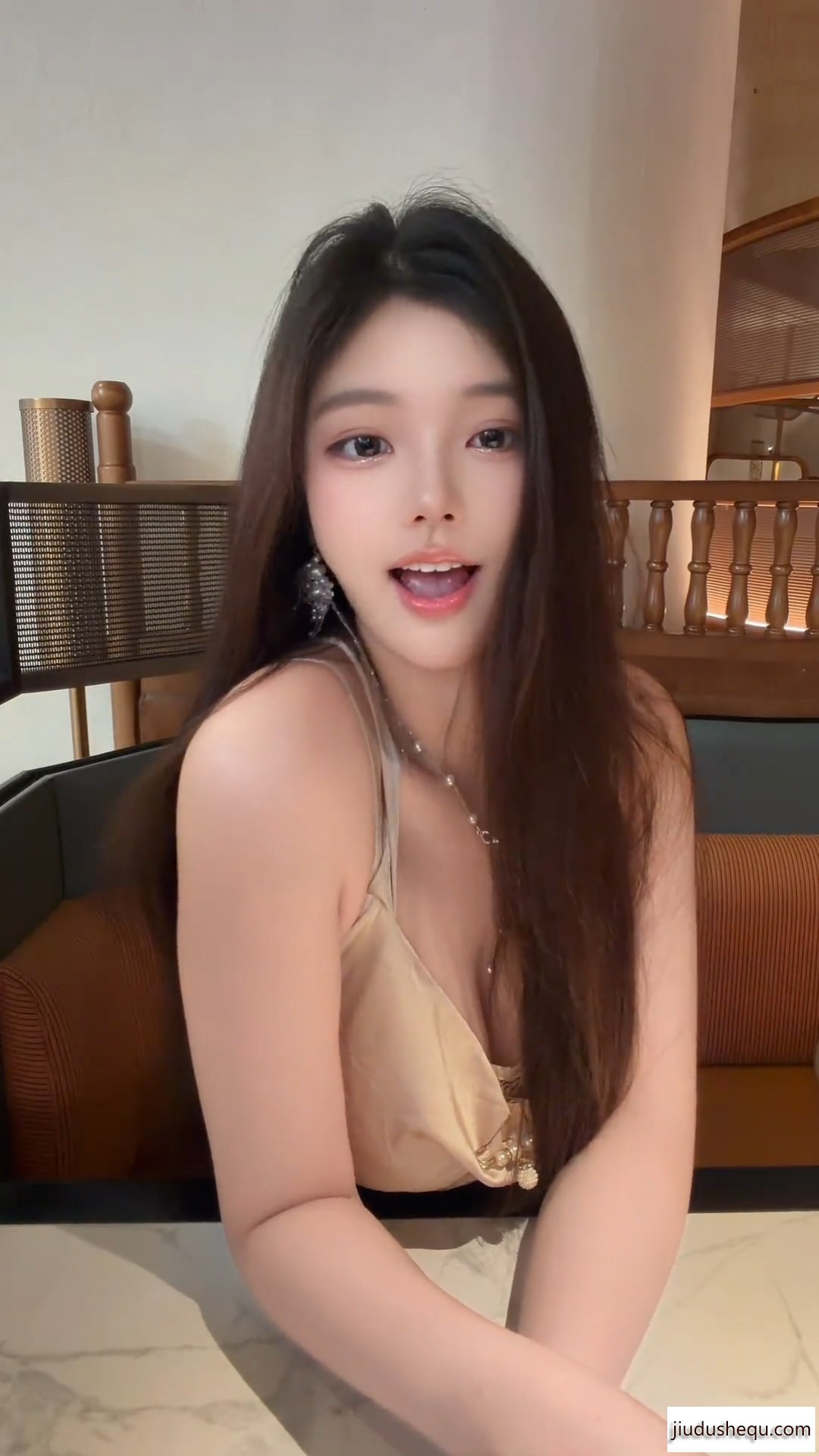 104525_PV67DMTPH6MJN2B.jpg