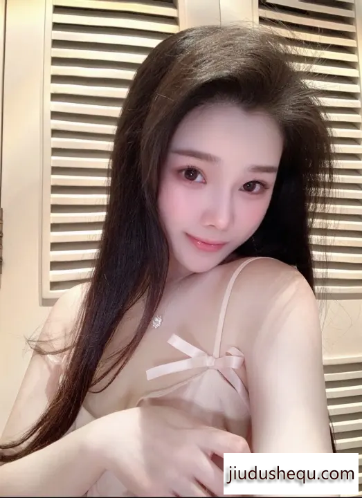 b9bdf564e0674602a639441e8719b305.png