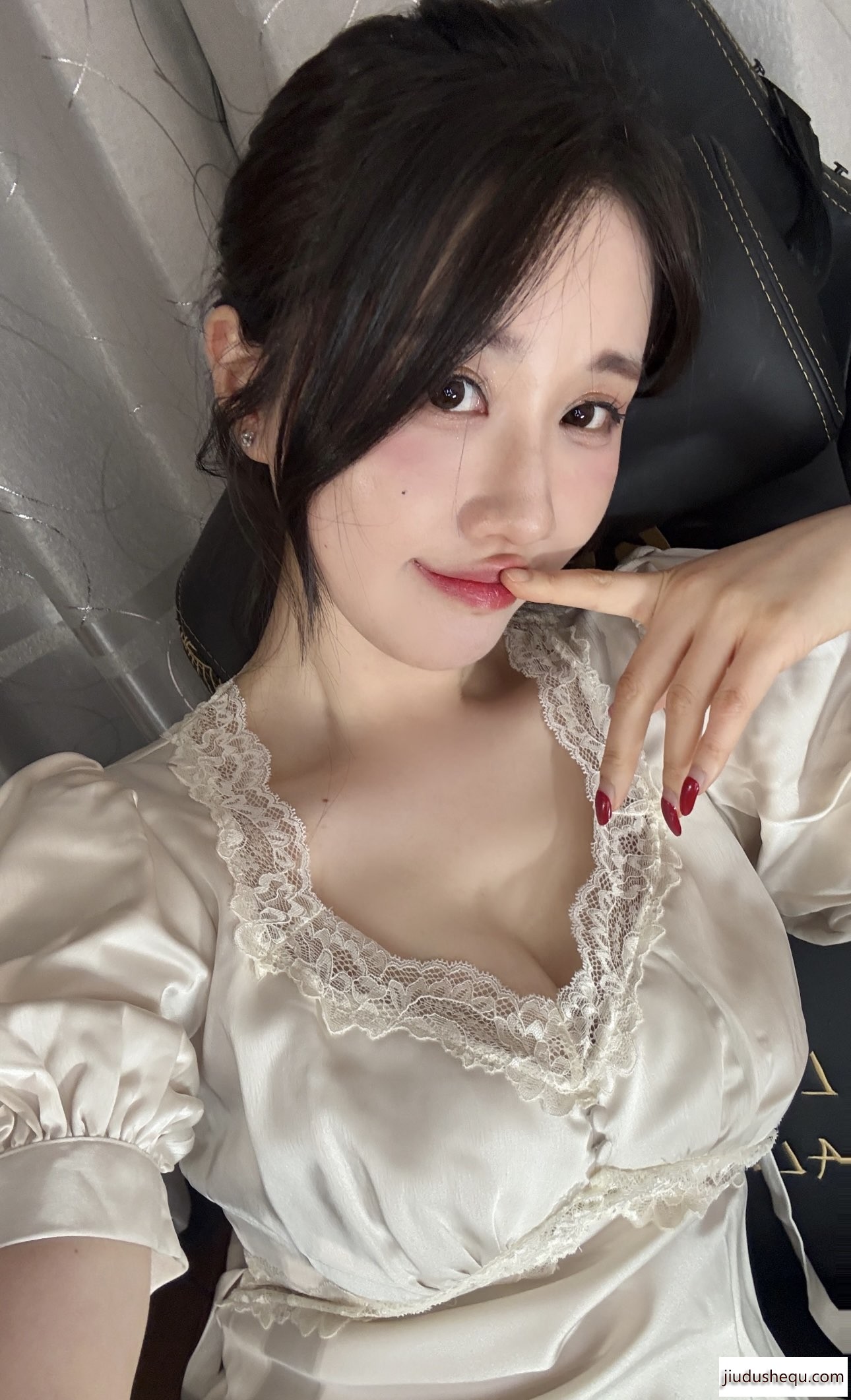058369edad23a479af42ad70a63ab164.jpg